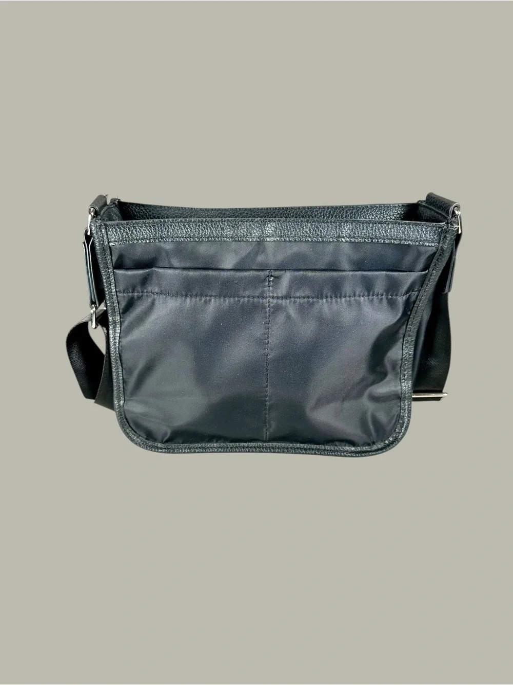 Tommy Bahama Unisex Shoulder/ Crossbody bag